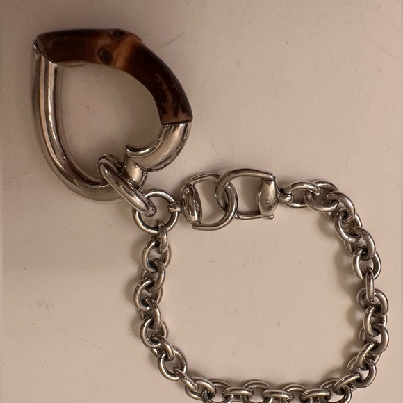 Gucci Authentic Bamboo Heart Bracelet - Picture 5 of 5